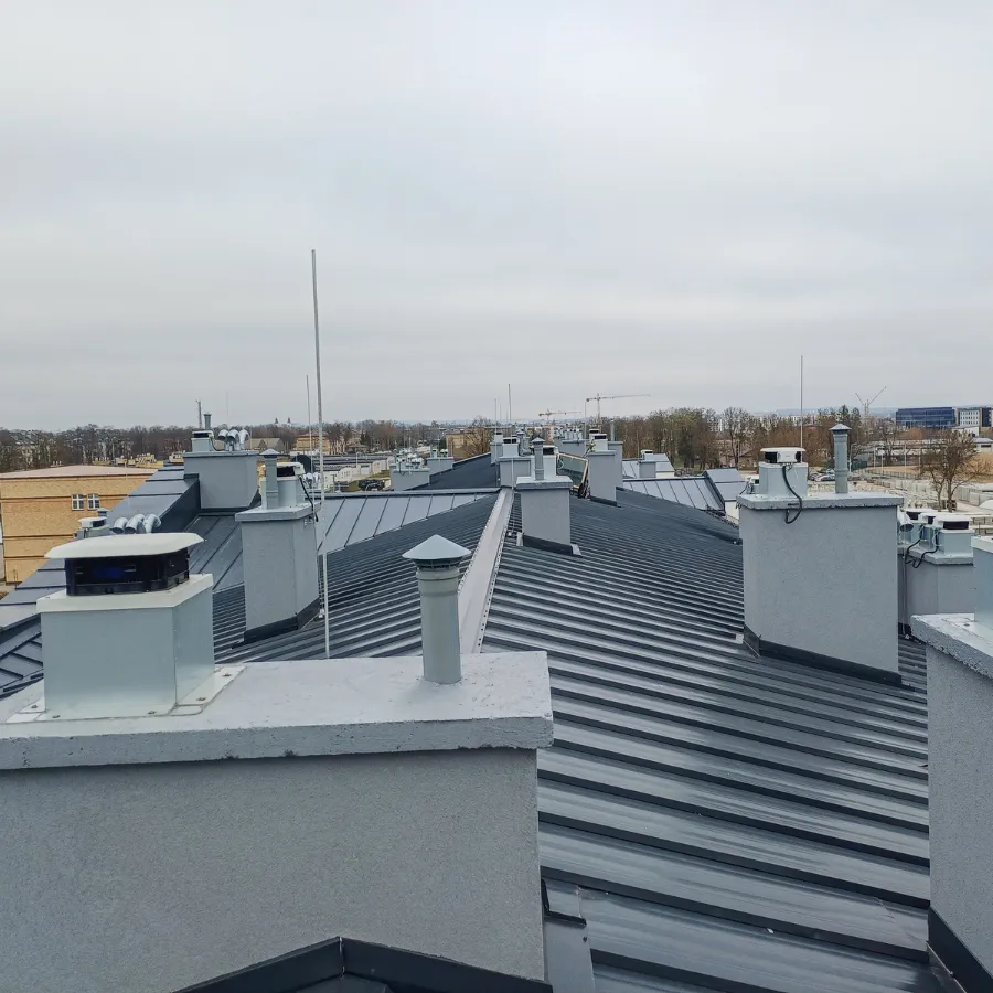 Realizacja Brookvent w Suwałkach wentylatory dachowe ze sterownikiem CSR-B